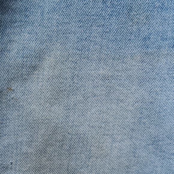 Hollister Jean - Picture 4 of 7